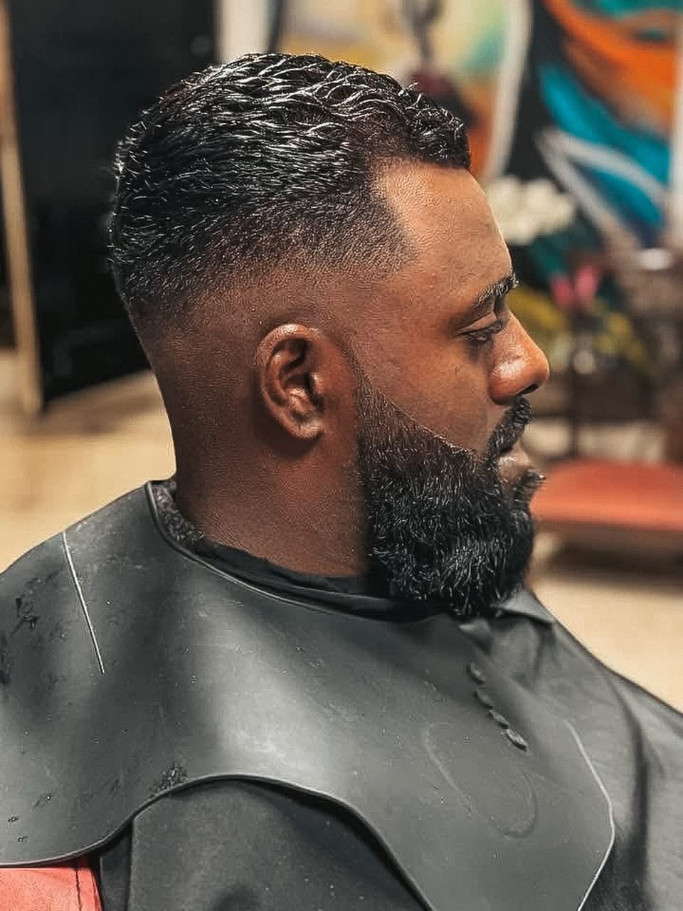 Dégradé et barbe taillée